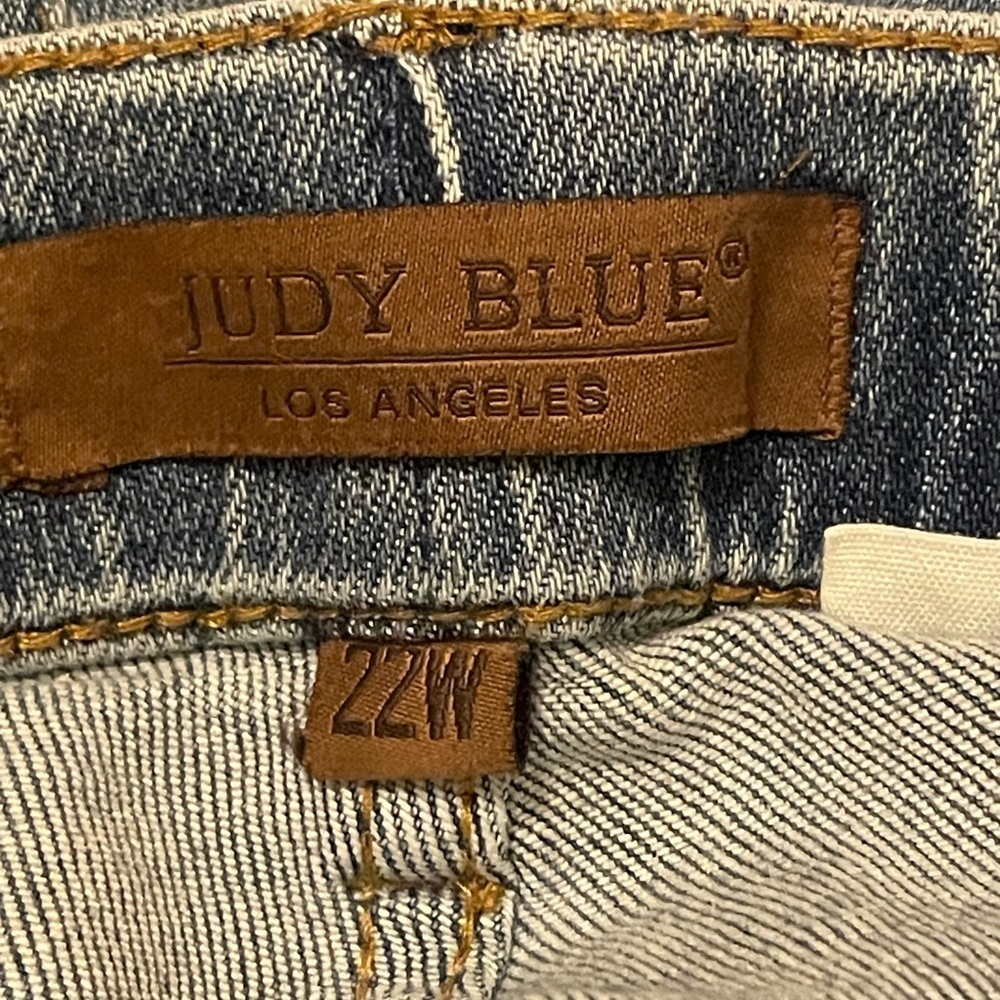 Judy Blue Darlene High Rise Cargo Joggers Light Wash Size 22W - Picture 16 of 16